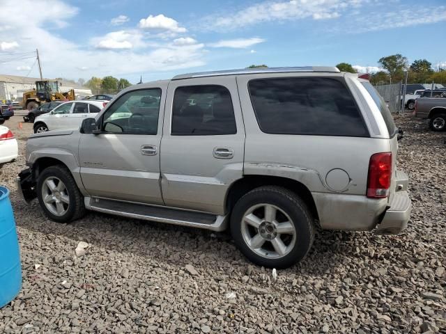 2004 Cadillac Escalade Luxury