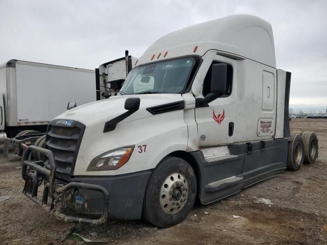 2022 Freightliner Cascadia 126