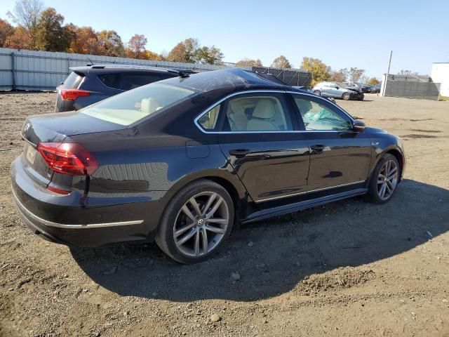 2017 Volkswagen Passat R-Line