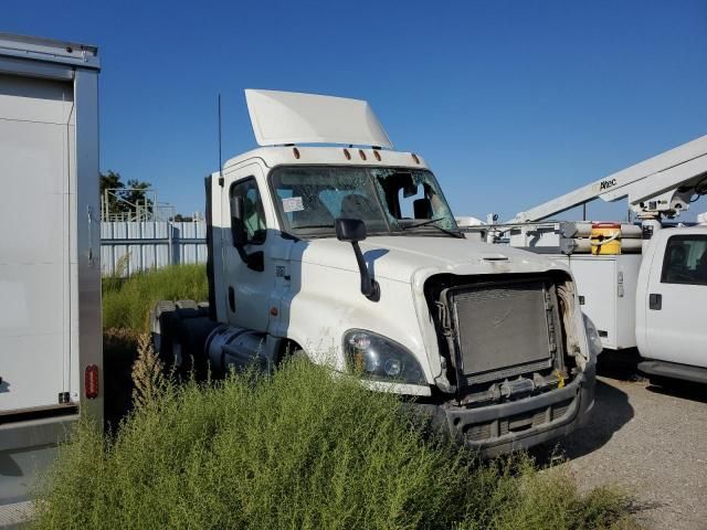 2017 Freightliner Cascadia 125