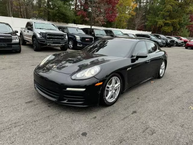 2014 Porsche Panamera 2