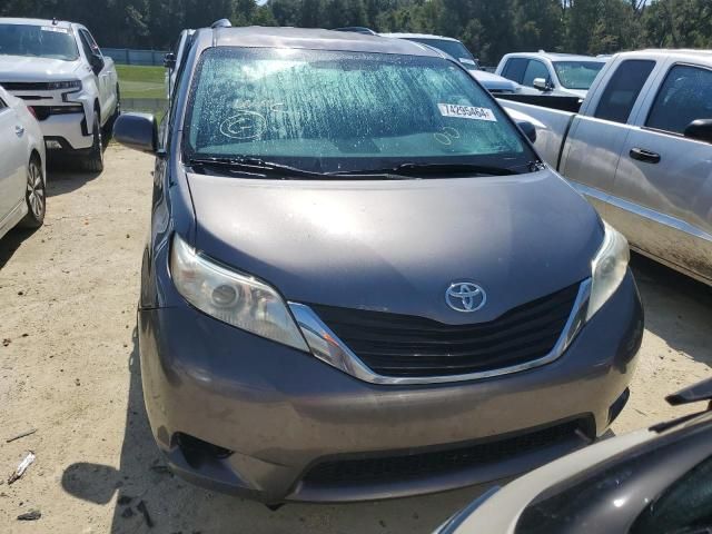 2012 Toyota Sienna LE