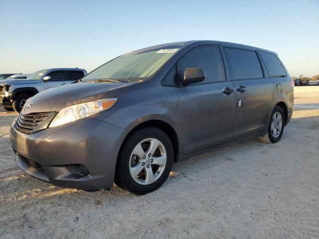 2013 Toyota Sienna