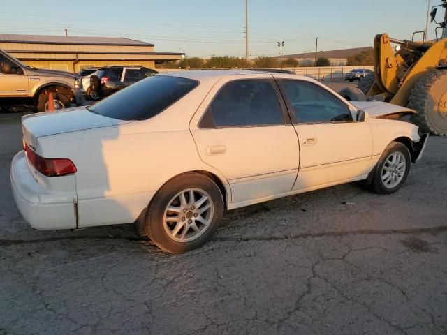 2000 Toyota Camry LE