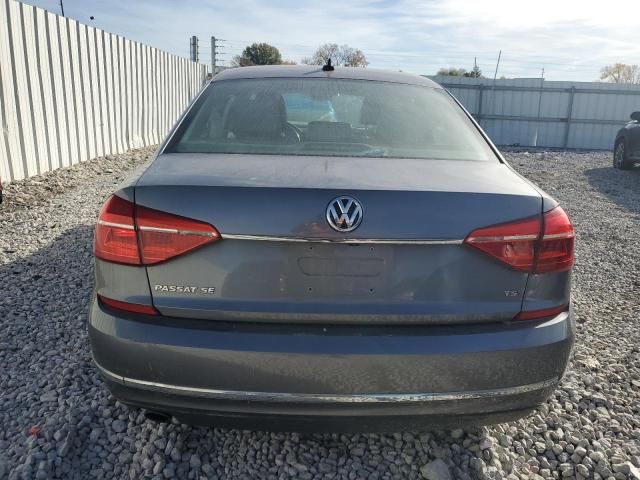 2016 Volkswagen Passat SE