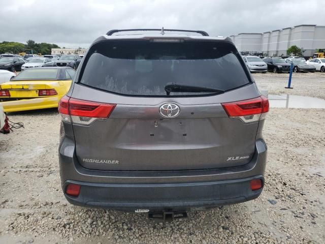 2018 Toyota Highlander SE