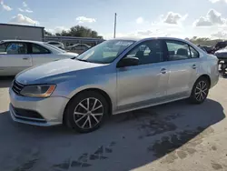 Volkswagen Vehiculos salvage en venta: 2017 Volkswagen Jetta SE