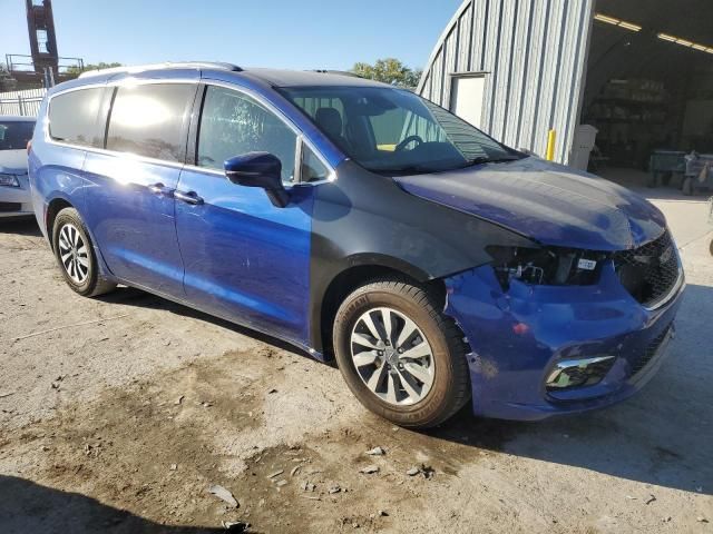 2021 Chrysler Pacifica Hybrid Touring L