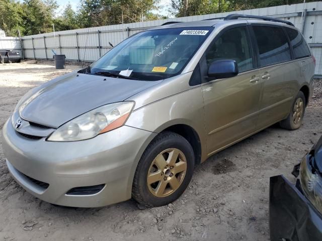 2008 Toyota Sienna CE