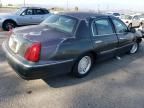 2000 Lincoln Town Car Executive