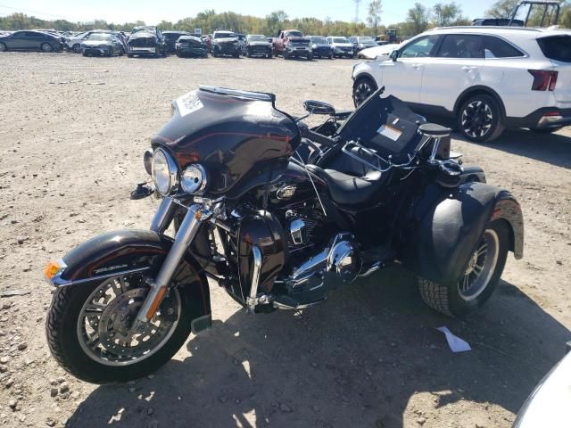 2011 Harley-Davidson Flhtcutg