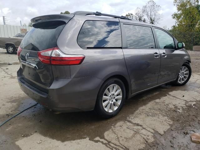 2016 Toyota Sienna XLE