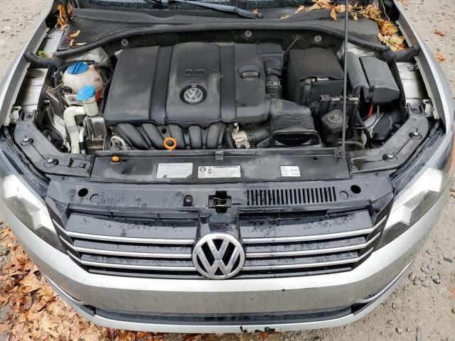 2012 Volkswagen Passat SE