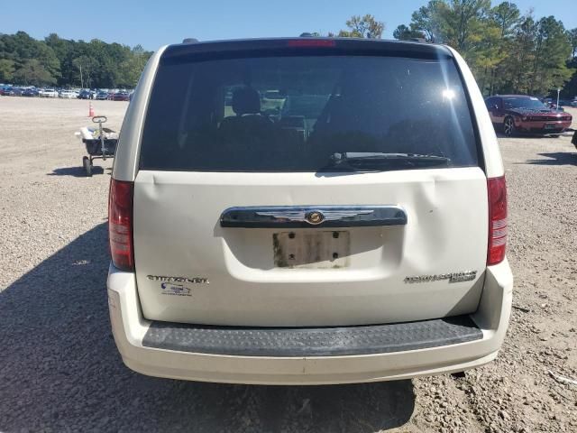 2010 Chrysler Town & Country Touring