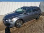 2016 Volkswagen Golf Sportwagen S