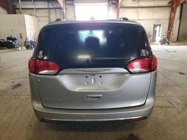 2017 Chrysler Pacifica Touring L Plus