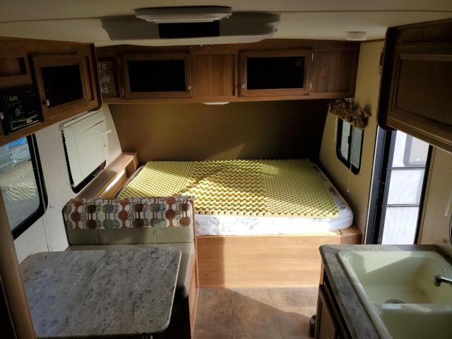 2016 Coachmen Apex Ultra