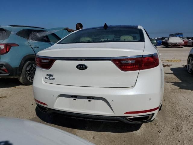 2017 KIA Cadenza Premium