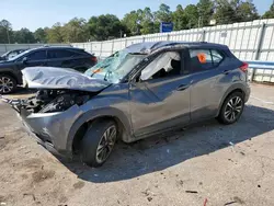 Nissan salvage cars for sale: 2019 Nissan Kicks S