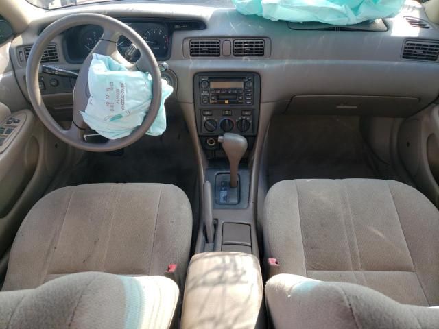 2001 Toyota Camry LE