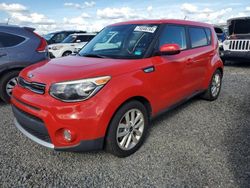 Carros dañados por inundaciones a la venta en subasta: 2017 KIA Soul +