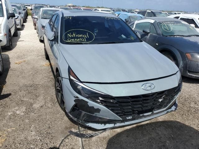 2022 Hyundai Elantra Limited