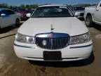 1999 Lincoln Town Car Signature