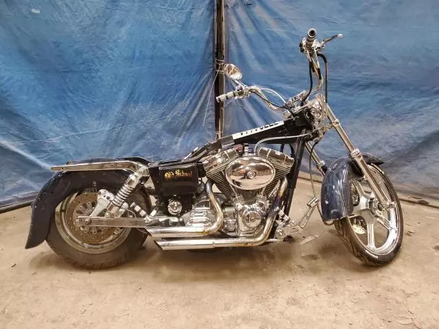 2002 Harley-Davidson FXDWG3