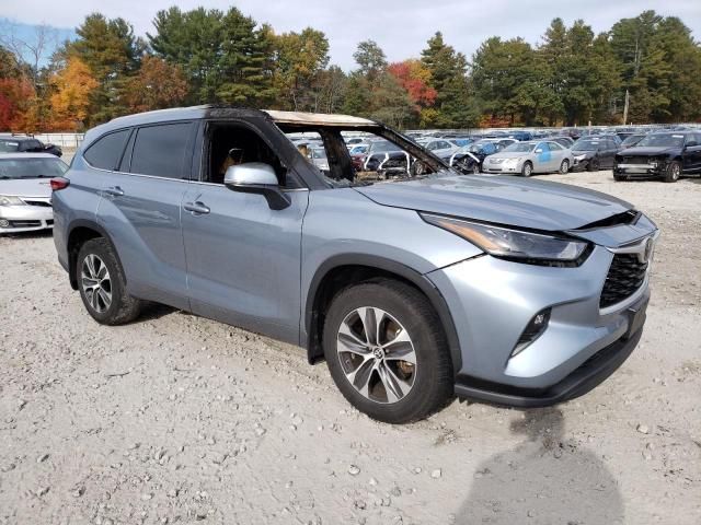 2022 Toyota Highlander XLE