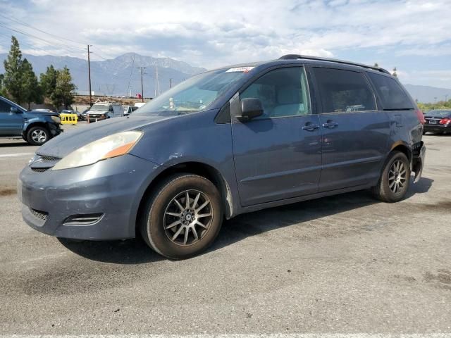 2007 Toyota Sienna CE