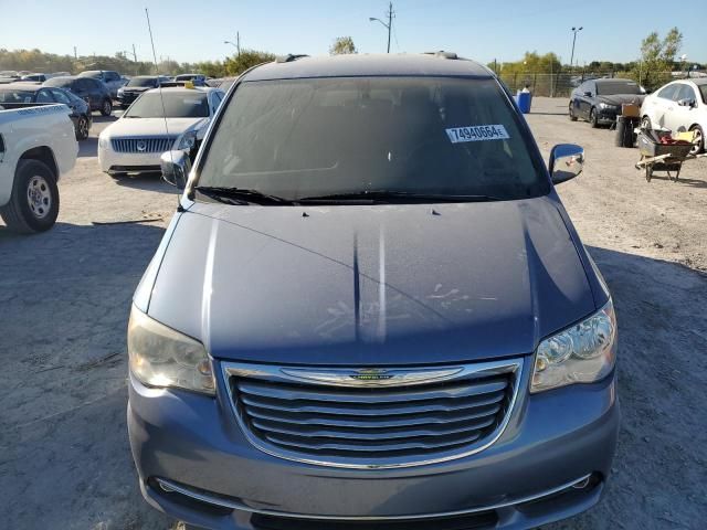 2011 Chrysler Town & Country Touring L