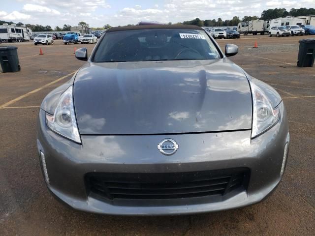 2015 Nissan 370Z Base