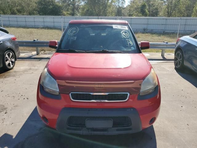 2010 KIA Soul +