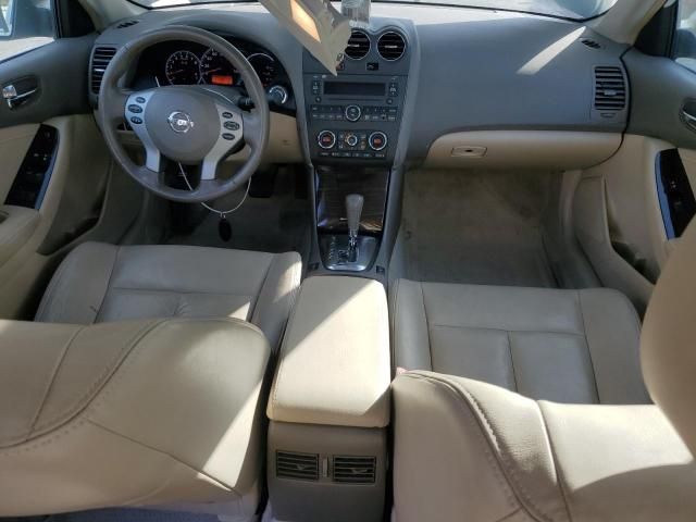 2010 Nissan Altima Base