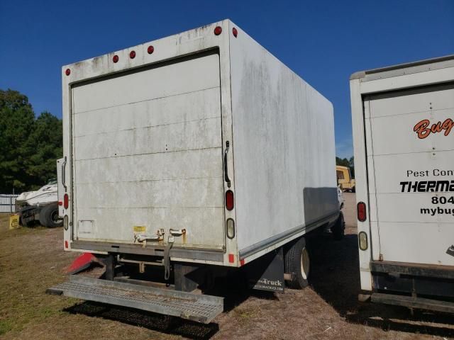 2016 Ford Econoline E350 Super Duty Cutaway Van