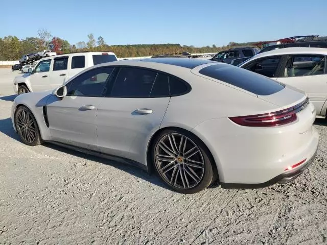 2017 Porsche Panamera 2