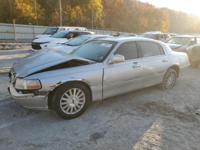 2004 Lincoln Town Car Ultimate