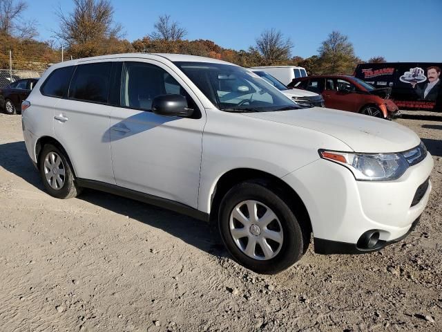 2014 Mitsubishi Outlander ES