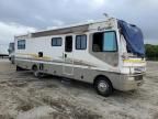 2003 Fleetwood 2003 Workhorse Custom Chassis Motorhome Chassis W2