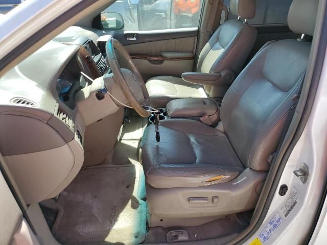 2004 Toyota Sienna XLE