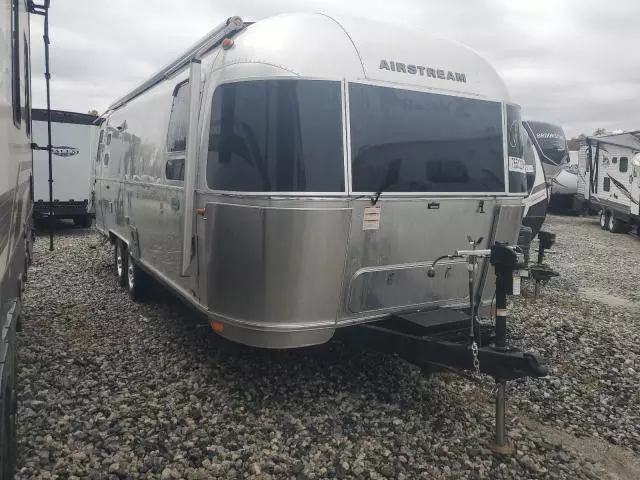 2022 Airstream Travel Trailer