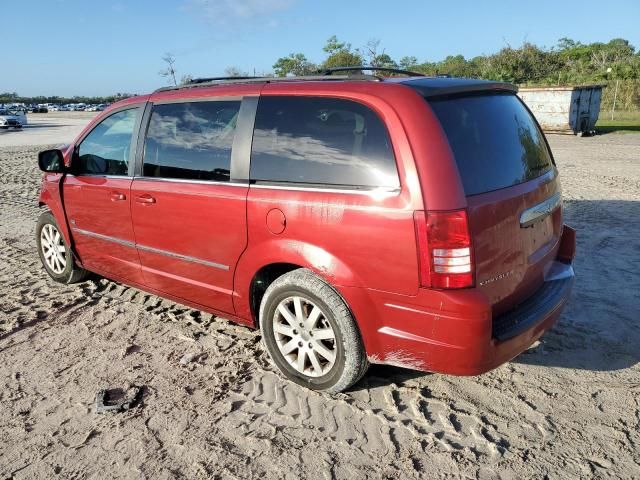 2009 Chrysler Town & Country Touring