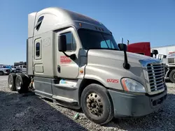 Salvage cars for sale from Copart Louisville, KY: 2016 Freightliner Cascadia 125