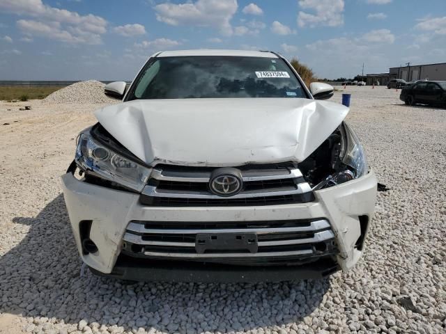 2017 Toyota Highlander LE