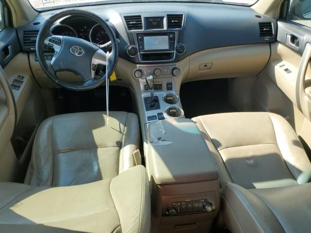 2013 Toyota Highlander Base