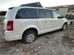 2010 Chrysler Town & Country LX