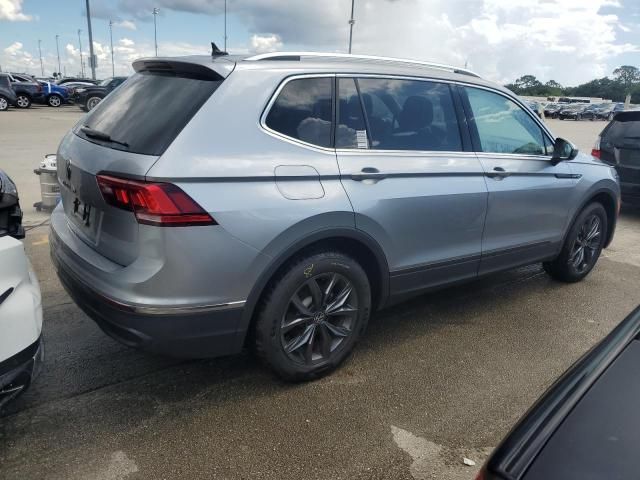 2023 Volkswagen Tiguan SE