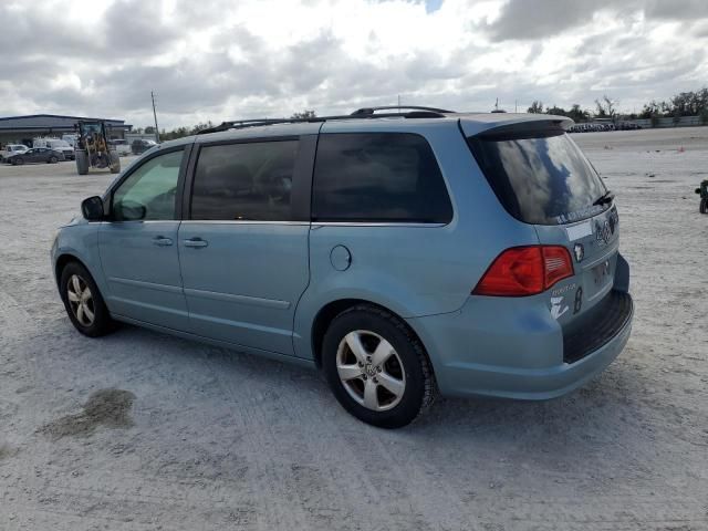 2009 Volkswagen Routan SE