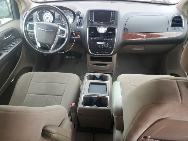 2011 Chrysler Town & Country Touring