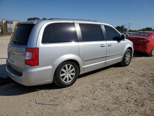 2011 Chrysler Town & Country Touring L